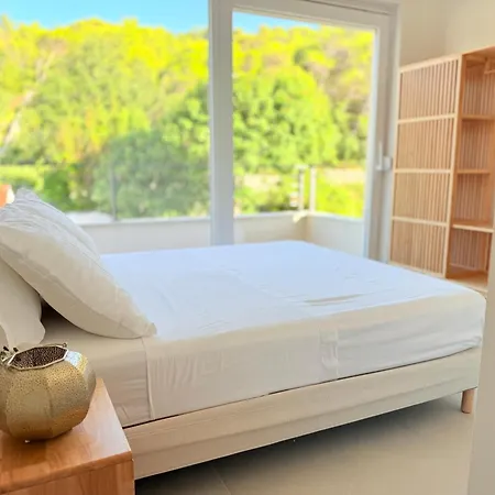 Lele - Peace, Mountain & Sea View, Heated Pool *