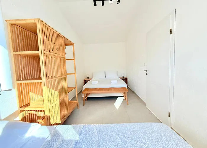 Villa Lele - Peace, Mountain & Sea View, Heated Pool