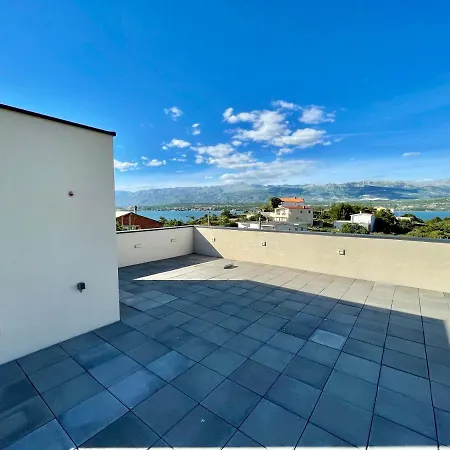 Lele - Peace, Mountain & Sea View, Heated Pool Novigrad (Dalmatia)