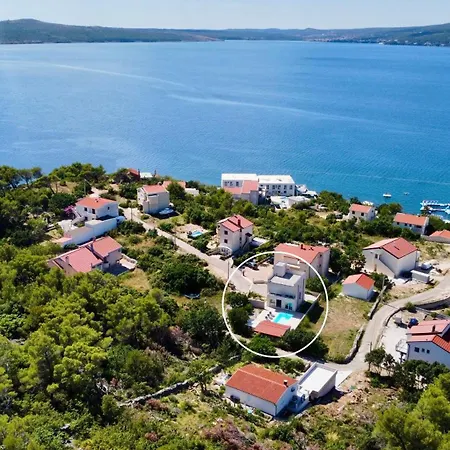 Lele - Peace, Mountain & Sea View, Heated Pool *
