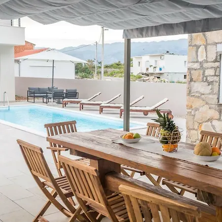 Lele - Peace, Mountain & Sea View, Heated Pool