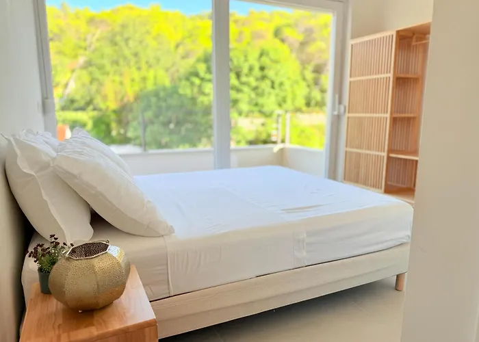 Lele - Peace, Mountain & Sea View, Heated Pool *