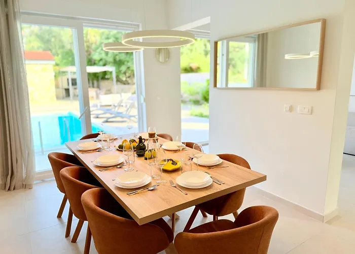 Lele - Peace, Mountain & Sea View, Heated Pool * Novigrad (Dalmatia)